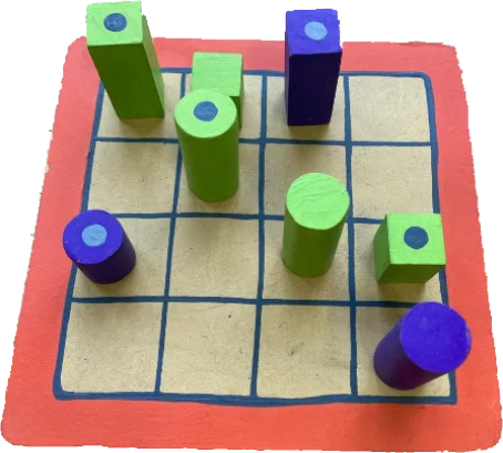 Tablero físico con piezas